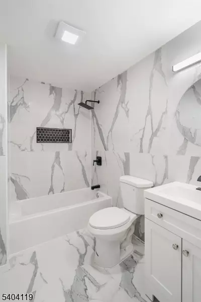 Jersey City, NJ 07304,299 Halladay St