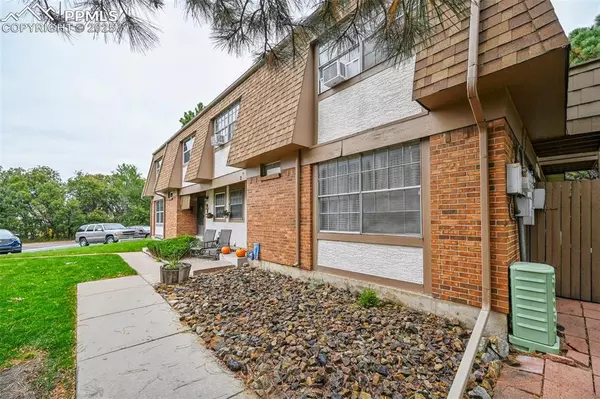 Colorado Springs, CO 80918,1131 Willow Bend CIR ##2