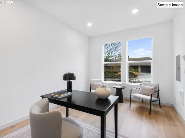 Portland, OR 97214,2476 SE Lincoln ST