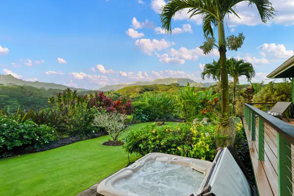 3275 KALIHIWAI RD #A & B, Kilauea, HI 96754