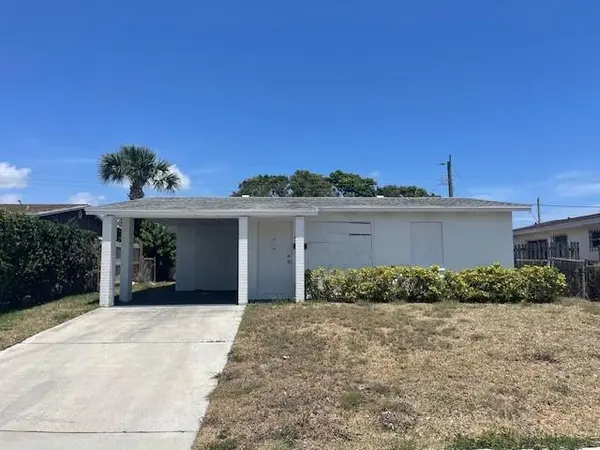 1104 W 24th St, Riviera Beach, FL 33404