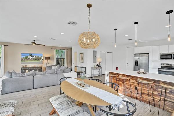 233 NE 11th St #233, Fort Lauderdale, FL 33304