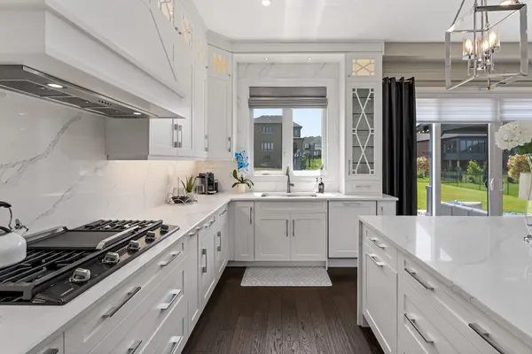 Essa, ON L0L 2N0,39 Mckeown ST