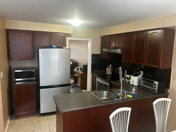 Oakville, ON L6M 5J1,3086 Stornoway CIR