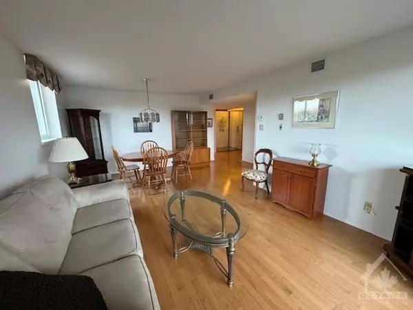 Alta Vista And Area, ON K1H 8P6,1705 PLAYFAIR DR #506