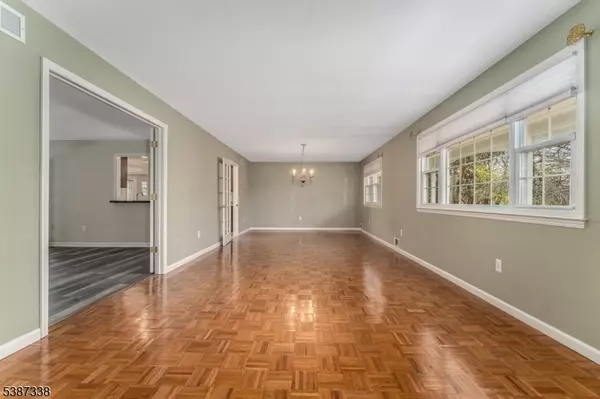 Franklin Twp., NJ 08804,358 Bloomsbury Road