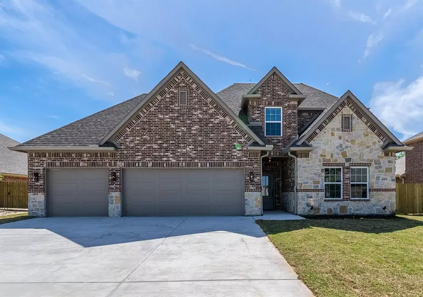 409 Ellis Place Drive, Greenville, TX 75402