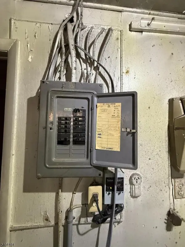 West Milford Twp., NJ 07421,109 Fairlawn Dr