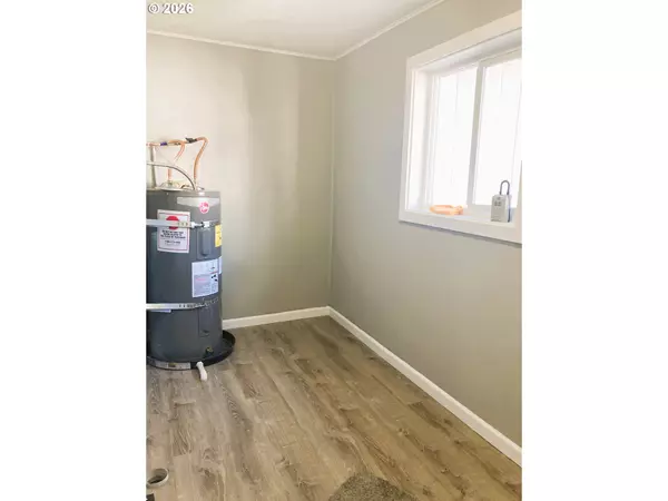 Kelso, WA 98626,507 CLARK ST