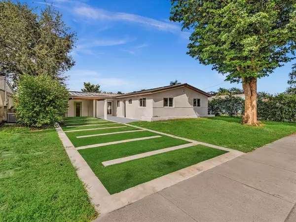 Hollywood, FL 33024,6641 Douglas St