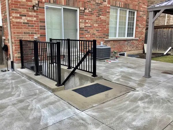 Milton, ON L9T 7P8,751 Pitcher PL #BSMT