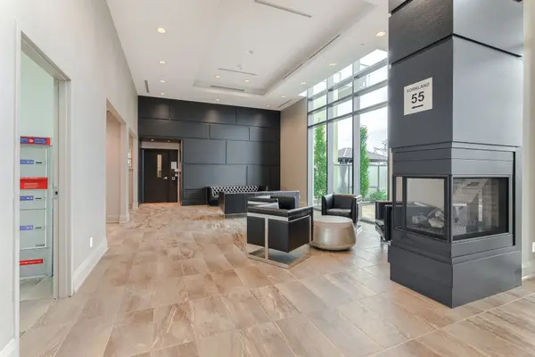 Brampton, ON L6P 4K9,55 Yorkland BLVD #1107