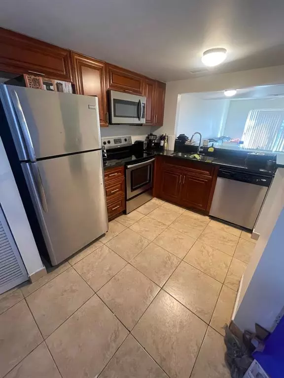 Fort Lauderdale, FL 33351,3910 NW 90th Ave