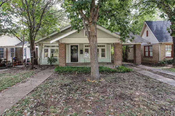 2109 Ashland Avenue, Fort Worth, TX 76107