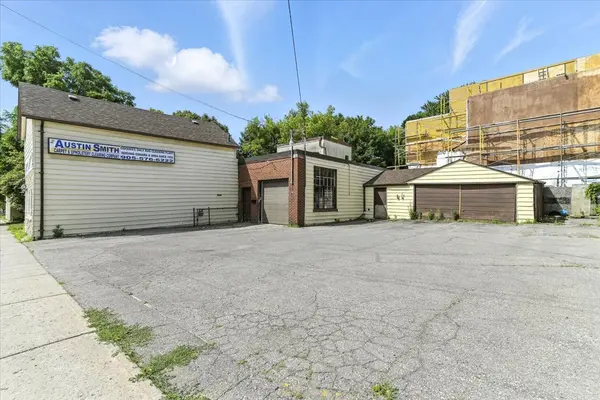 174 Mary ST N, Oshawa, ON L1G 5C2