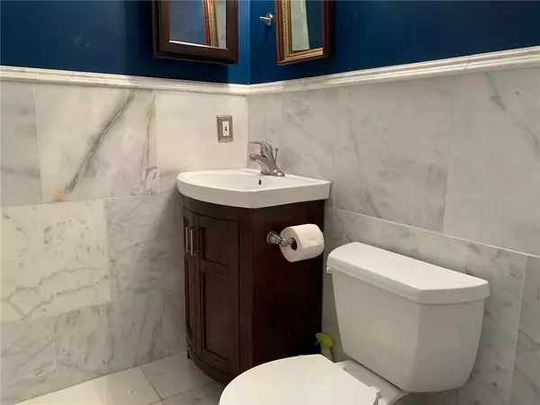 Pompano Beach, FL 33060,600 Pine Dr #103