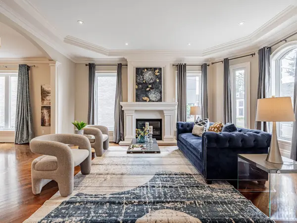 Richmond Hill, ON L4C 6S5,12 Orlon CRES