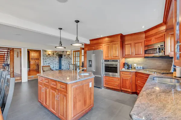 Milton, ON L7J 2L7,11559 6th Line Nassagaweya N/A