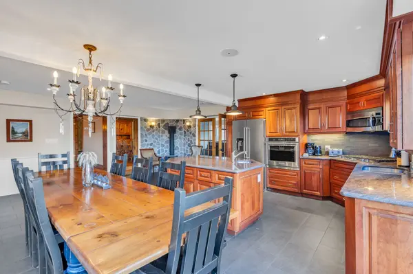 Milton, ON L7J 2L7,11559 6th Line Nassagaweya N/A