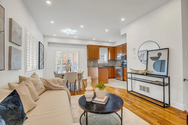 Mississauga, ON L5W 1B6,6986 Haines Artist WAY