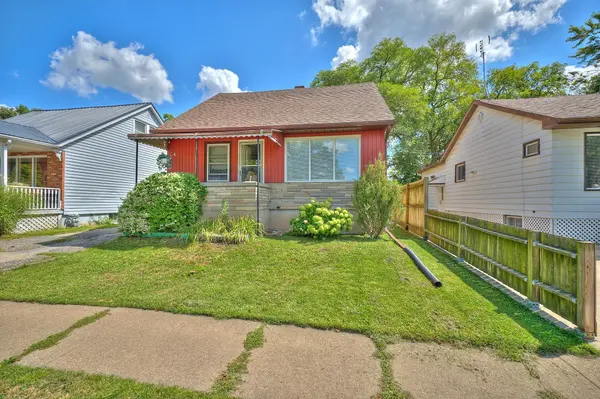 Welland, ON L3B 2N6,144 Dunkirk RD