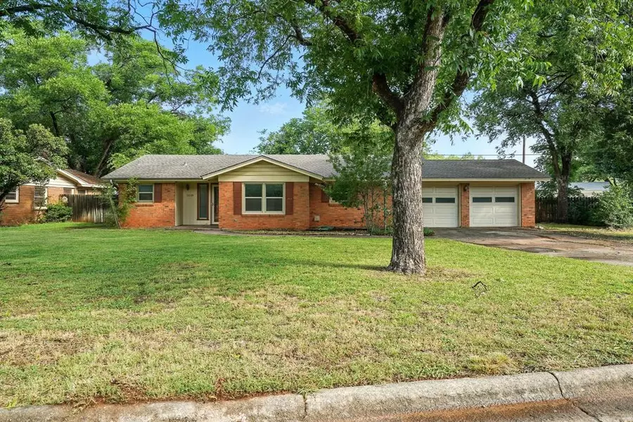 1618 Wychwood Drive, Abilene, TX 79605