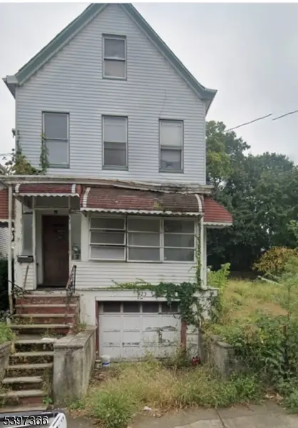 Passaic City, NJ 07055,423 Highland Ave