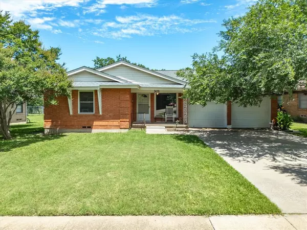 301 Redbud, Ferris, TX 75125