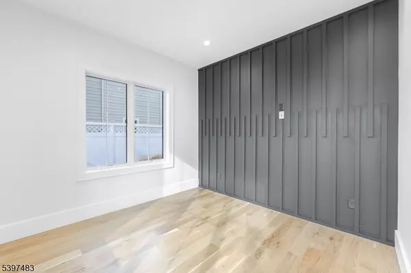 East Hanover Twp., NJ 07936,48 Grant Ave