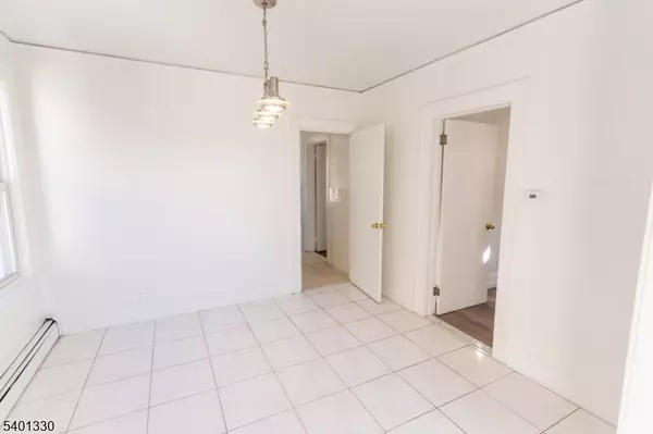 Elizabeth City, NJ 07206,123 Clark Pl