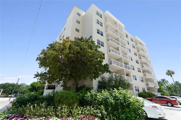 720 Orton Ave #607, Fort Lauderdale, FL 33304