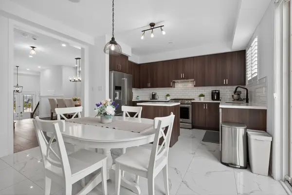 New Tecumseth, ON L9R 0N9,113 Sutcliffe WAY