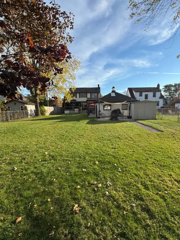 Welland, ON L3C 4G1,62 Pine ST