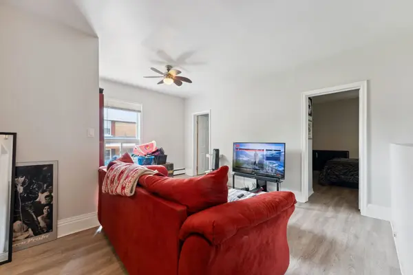 Quinte West, ON K8N 2Z6,17 Spring ST #Apt 3