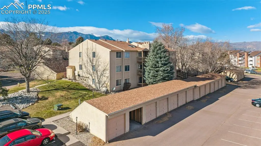 Colorado Springs, CO 80906,918 Tenderfoot Hill RD #202