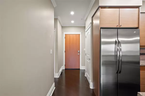 Langford, BC V9B 2X4,751 Goldstream Ave #203