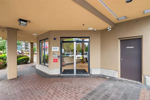 Langford, BC V9B 2X4,751 Goldstream Ave #203