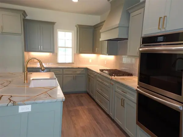 Gilmer, TX 75645,121 INDIAN ROCK DR