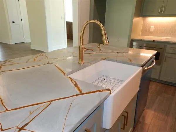 Gilmer, TX 75645,121 INDIAN ROCK DR