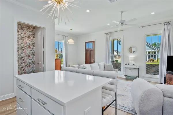 Shreveport, LA 71106,1951 Crossvine Lane