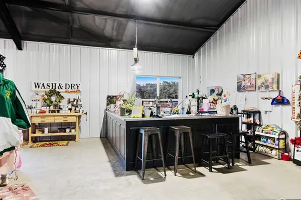 Paris, TX 75462,3258 E US Highway 82