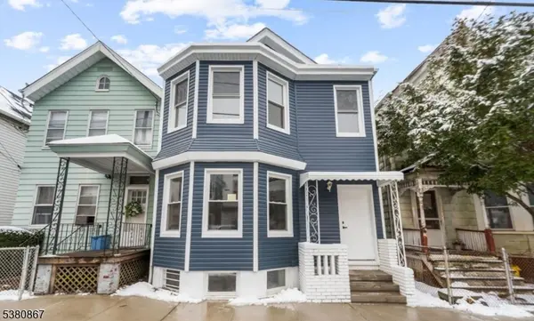 321 William St #1, Harrison Town, NJ 07029