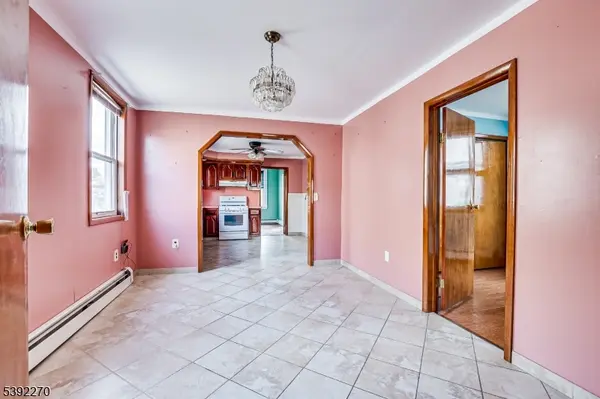 Irvington Twp., NJ 07111,5 Norwood Ave