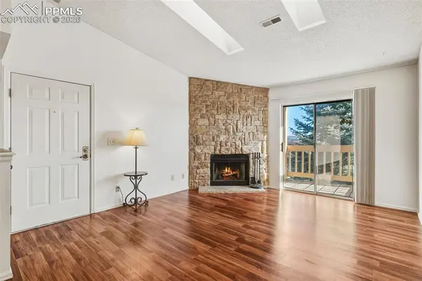 Colorado Springs, CO 80906,918 Tenderfoot Hill RD #202