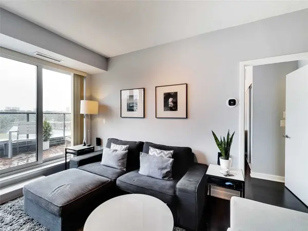 Toronto C08, ON M5A 0C3,170 Sumach ST #816