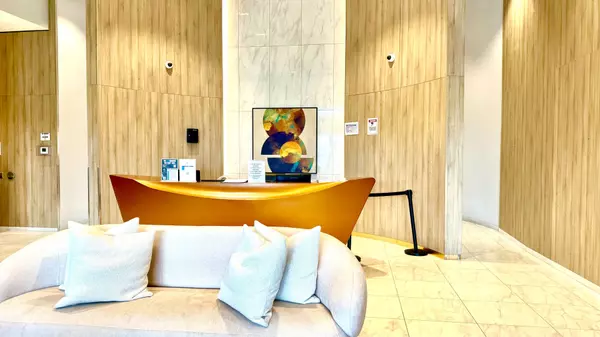 Toronto C13, ON M3C 0R2,20 O'Neill RD #733