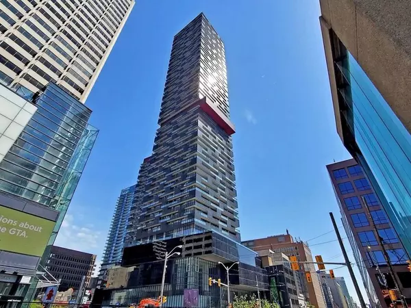 8 Eglinton AVE E #5304, Toronto C03, ON M4P 0C1
