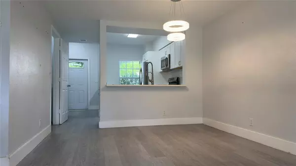 8034 Sanibel Dr, Tamarac, FL 33321