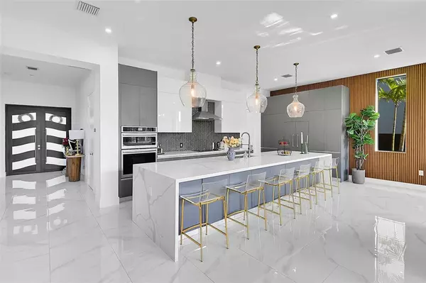 12300 Rhino Oaks drive, Davie, FL 33325