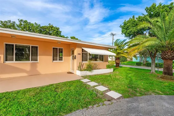 Pompano Beach, FL 33062,2581 NE 11TH CT